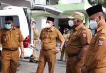 Tingkatkan Pelayanan Kesehatan Masyarakat Di Kota Tanjungbalai, Wali Kota H.M Syahrial Menyerahkan Mobil Ambulan Ke RSUD dan Puskesmas