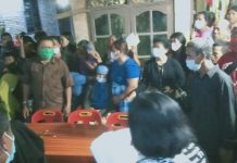 Jenazah Tetti boru Manurung Tiba Dirumah Duka Seorang TKI Meninggal Dunia Di Malaysia Disambut Isak Tangis Warga di Tanjungbalai