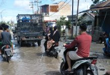 Jelang Hari Raya Idul Fitri 1442 H Jalan Di Panjaitan Semakin Parah Pemerintah Tutup Mata