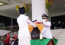 Upacara Peringatan Detik Detik Proklamasi HUT RI Ke 76, Plt Wali Kota Tanjungbalai Bertindak Sebagai Inspektur Upacara