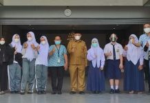 Kunjungi Perguruan Sisingamangaraja, Plt Wali Kota Waris Thalib Ajak Sukseskan Program Vaksinasi Massal Bagi Pelajar