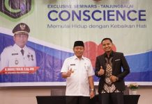 Plt Wali Kota Waris Thalib Menghadiri Sekaligus Membuka “Exclusive Seminar Conscience