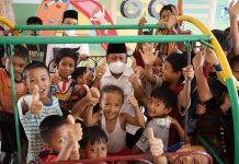 Plt Wali Kota Waris Thalib Resmikan Taman Bermain Anak Di Rusunawa
