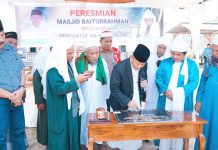 Plt Wali Kota Waris Resmikan Masjid Baiturrahman Kelurahan Pahang