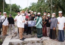 Serah Terima Bantuan Program Sosial Bank Indonesia Kepada Ponpes Dhiyaul Hadi