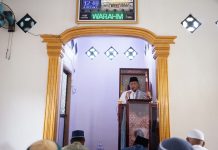 PLT Walikota Sholat Jumat di Masjid Nurul Huda