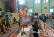 Turnamen Bulutangkis PB Bersama Cup I Resmi Ditutup Plt Wali Kota Tanjungbalai, PB Kemuning Berhasil Raih Juara