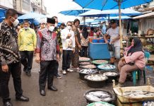 Jelang Ramadhan, Plt Wali Kota Monitoring Harga dan Stok Sembako di Pasar Bengawan