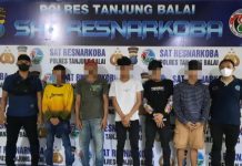 Grebek Kampung Narkoba Lima Positif Pemakai Sabu