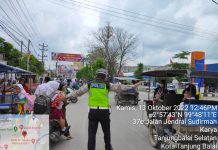 Antisipasi Kemacetan dan Kecelakaan Personil Satlantas Polres Tanjungbalai Laksanakan Pengamanan dan Gatur Lalin Jam Pulang Sekolah
