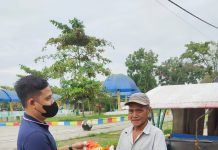 Jum’at Barokah Polsek Tanjung Balai Selatan Berbagi Beras Pada Masyarakat Yang Membutuhkan Terdampak Kenaikan BBM