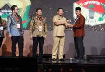 Wali Kota Tanjungbalai Terima Penghargaan UHC Award BPJS RI