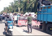 Ratusan Petani Demo Kantor Bupati Asahan Minta Mafia HGU SPR Ditangkap