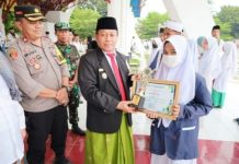 Peringatan Hari Santri Nasional Walikota Sebagai Inspektur Upacara