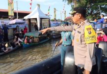 Polres Tanjungbalai Gelar Pasar Terapung Kebutuhan Bahan Pokok Dengan Harga Lebih Rendah