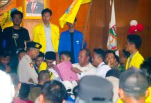 Mahasiswa Kuasai Ruang Rapat Paripurna DPRD Asahan, Emosi Mahasiswa Diredam Ketua Fraksi PAN