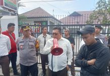 Aksi Demo KAPK Meminta Kajari Tanjungbalai Segera Periksa dan Penjarakan DS Terkait Dugaan Dana Hibah Poltan