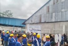 Unjuk Rasa Ratusan Pekerja TKT Terancam Di PHK