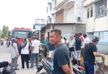 Plh. Camat TBS Laksanakan Gotong Royong di Kawasan Jalan Sudirman