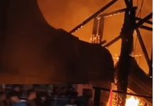 Empat Rumah Warga Kelurahan Silo Bestari Jalan Es Dengki Terbakar