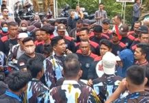 Massa IPK Asahan Blokade Pintu Masuk BSP