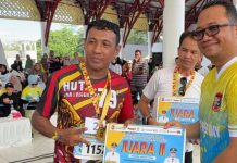 Iptu M. Rony Kapolsek TBU Raih Juara II FUN RUN 5 KM