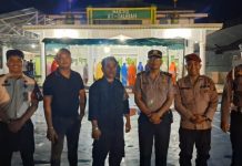 Berikan Rasa Aman, Personel Polres Tanjungbalai Amankan Ibadah Shalat Tarawih
