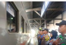 Pastikan Mudik Aman, Personel Polres Tanjungbalai Perketat Penjagaan di Stasiun Kereta Api