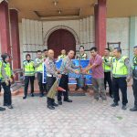 Sambut HUT Lalu Lintas ke-71, Satlantas Polres Tanjungbalai Gelar Bakti Sosial Bersihkan Tempat Ibadah
