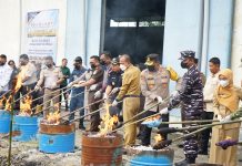 Wali Kota Tanjungbalai Hadiri Pemusnahan Bersama Barang Menjadi Milik Negara (BMMN) dan Barang Bukti